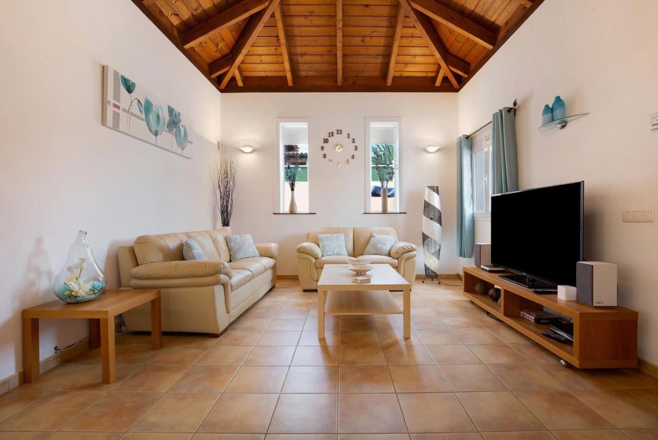 Villa Contenta كوراليهو المظهر الخارجي الصورة